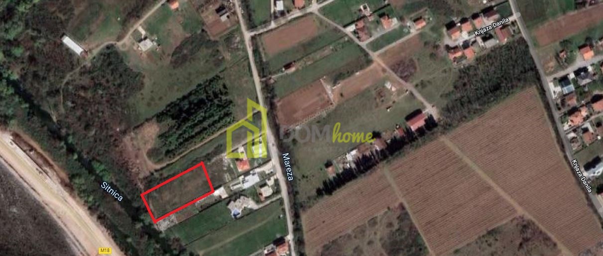 Plac 2445m2, Tološi